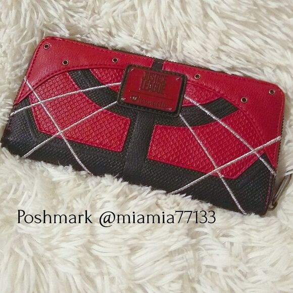 Loungefly DC Flash Wallet - Picture 3 of 9